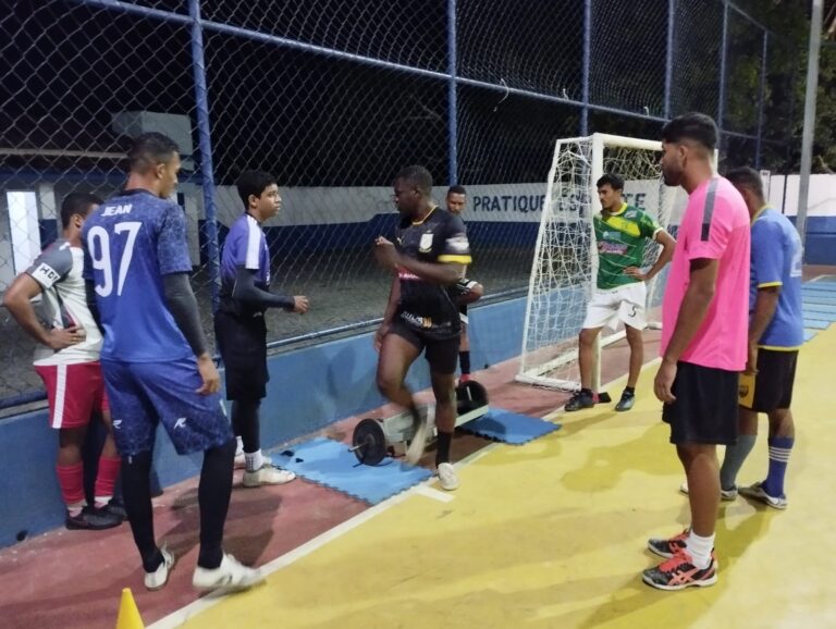 Apresentação da Seleção Mangabeirense de Futsal, na Quadra Municipal